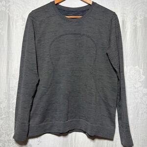 Lululemon Top Swiftly Tech Large Gray Striped READ